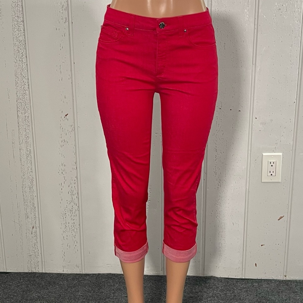 Jones NY Signature Women's Lexington Red Cuffed Capris Sz 6